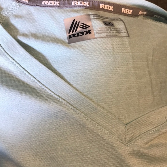 [Given Away 🤗RBX] Performance T-Shirt - Picture 3 of 3